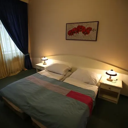 Eurowings 3* Prague